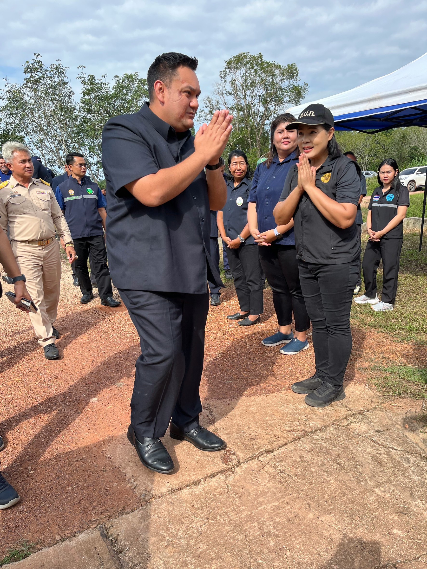 title - ผู้ตรวจราชการ ส.ป.ก. ร่วมคณะ รมช.กษ. ลงพื้นที่เร่งรัดการดำเนินงาน ยกระดับ คุณภาพชีวิตเกษตรกร จังหวัดนราธิวาส